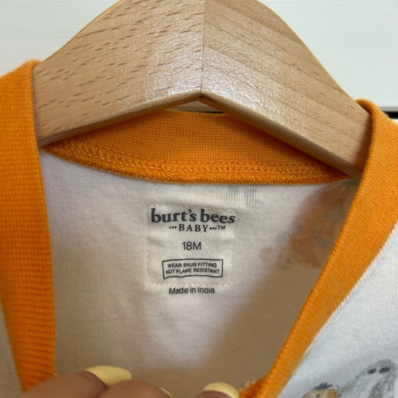 Burt’s Bees Halloween Pajamas Size 18 months - Picture 3 of 4